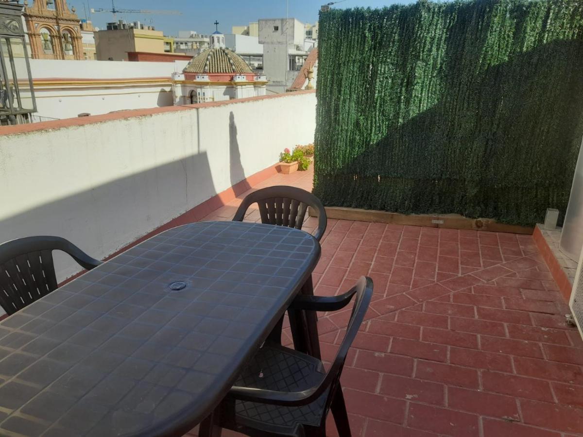 Hostel Urban Sevilla Exteriör bild